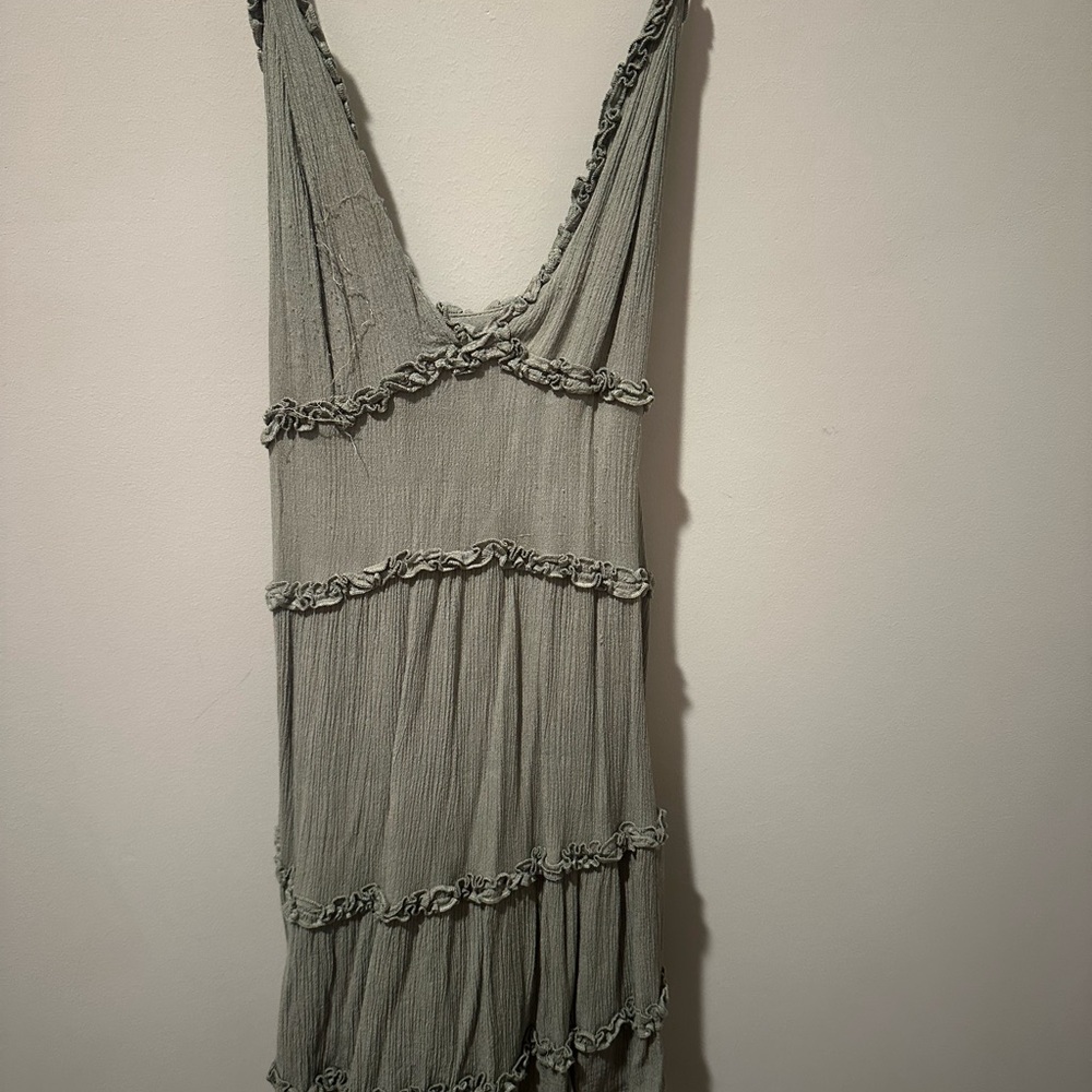 Dark Green Sleeveless Ruffled Dress